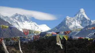 Ama Dablam und Everst - Pass nach Khumjung